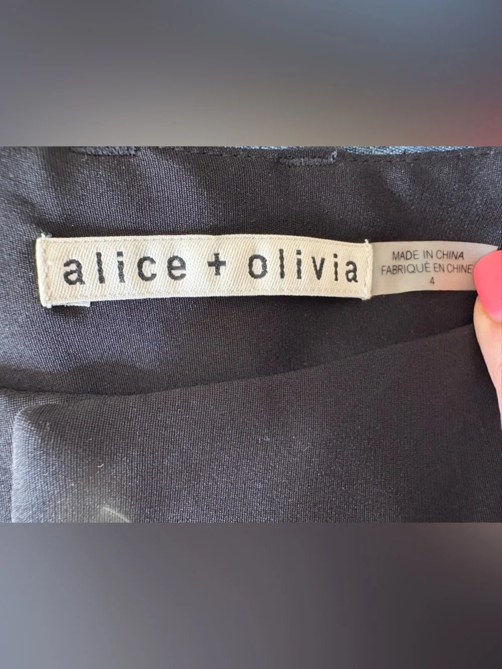 NWOT - Alice + Olivia Butterfly Silk Shorts in Black - Size 4 - Picture 7 of 7